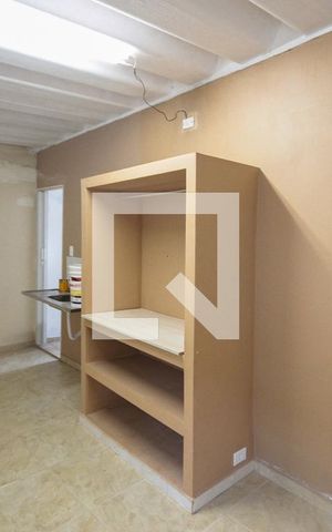 Studio para alugar com 30m², 1 quarto e sem vaga Studio para alugar com 30m², 1 quarto e sem vagaStudio