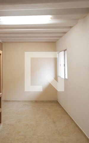 Studio para alugar com 30m², 1 quarto e sem vaga Studio para alugar com 30m², 1 quarto e sem vagaStudio