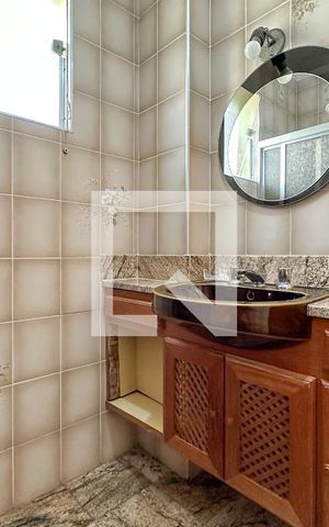 Apartamento para alugar com 150m², 2 quartos e 2 vagas Apartamento para alugar com 150m², 2 quartos e 2 vagasBanheiro 2