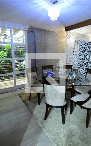 Casa à venda com 503m², 6 quartos e 5 vagas Casa à venda com 503m², 6 quartos e 5 vagasSala de Jantar