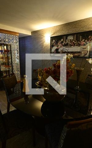 Casa à venda com 503m², 6 quartos e 5 vagas Casa à venda com 503m², 6 quartos e 5 vagasSala de Jantar