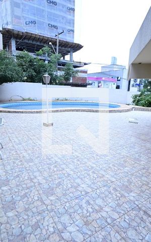 Casa à venda com 503m², 6 quartos e 5 vagas Casa à venda com 503m², 6 quartos e 5 vagasÁrea Externa
