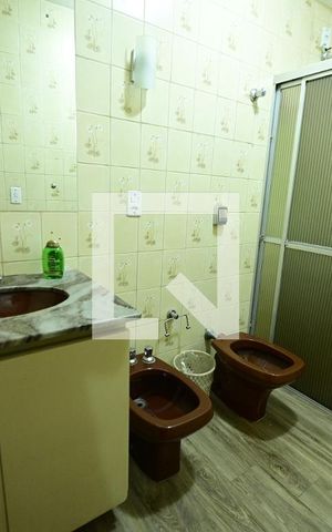 Casa à venda com 503m², 6 quartos e 5 vagas Casa à venda com 503m², 6 quartos e 5 vagasBanheiro