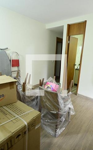 Casa à venda com 503m², 6 quartos e 5 vagas Casa à venda com 503m², 6 quartos e 5 vagasQuarto 6