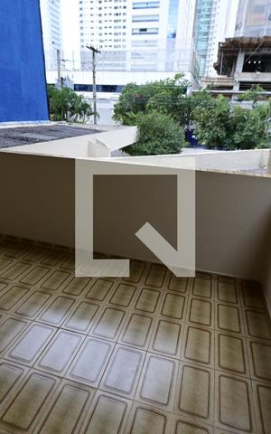 Casa à venda com 503m², 6 quartos e 5 vagas Casa à venda com 503m², 6 quartos e 5 vagasÁrea Externa