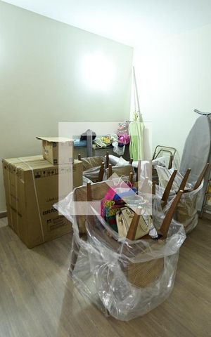 Casa à venda com 503m², 6 quartos e 5 vagas Casa à venda com 503m², 6 quartos e 5 vagasQuarto 6