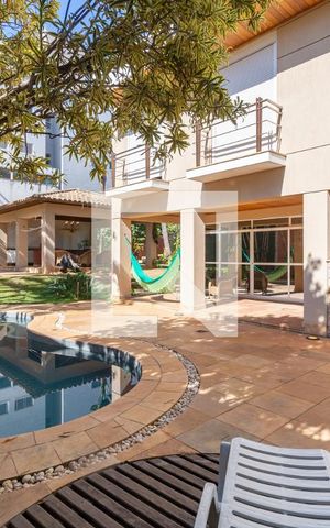 Casa à venda com 840m², 3 quartos e 6 vagasPiscina