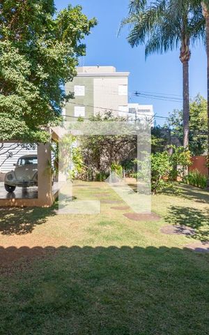 Casa à venda com 840m², 3 quartos e 6 vagasQuintal