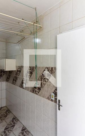 Casa para alugar com 100m², 2 quartos e sem vaga Casa para alugar com 100m², 2 quartos e sem vagaÁrea de Serviço