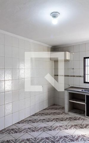 Casa para alugar com 100m², 2 quartos e sem vaga Casa para alugar com 100m², 2 quartos e sem vagaCozinha