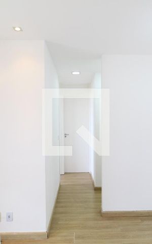 Apartamento para alugar com 48m², 2 quartos e 1 vagaCorredor