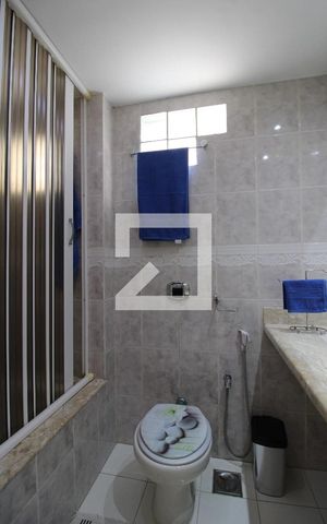 Casa de condomínio à venda com 400m², 5 quartos e 2 vagasBanheiro da Suíte