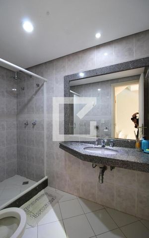 Casa de condomínio à venda com 400m², 5 quartos e 2 vagasBanheiro da Suíte