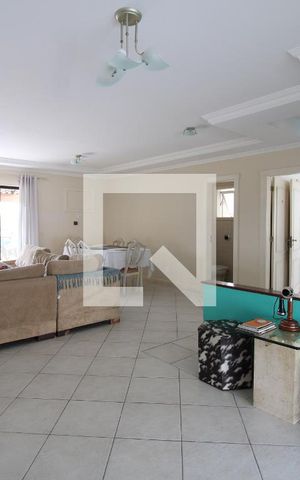 Casa de condomínio à venda com 400m², 5 quartos e 2 vagasSala