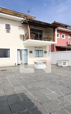 Casa de condomínio à venda com 400m², 5 quartos e 2 vagasÁrea Externa 