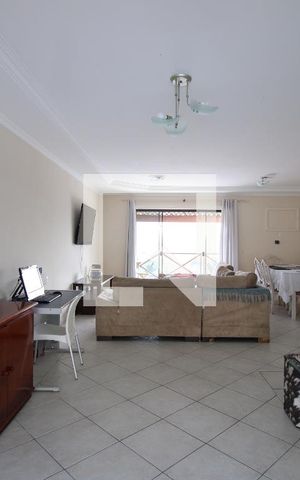 Casa de condomínio à venda com 400m², 5 quartos e 2 vagasSala