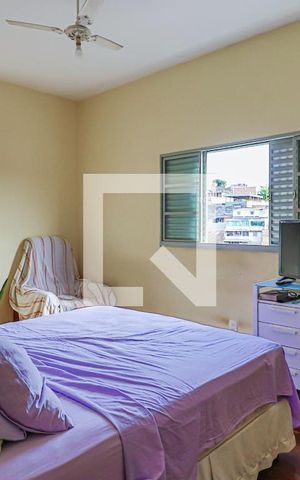 Casa à venda com 240m², 6 quartos e 2 vagasQuarto 6 Suíte