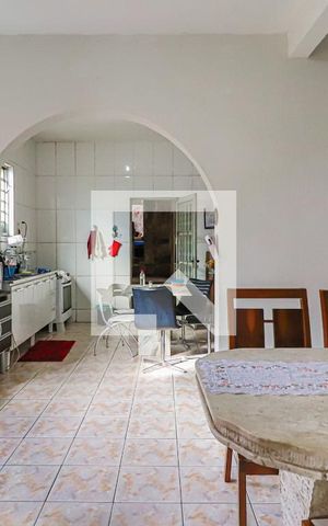 Casa à venda com 240m², 6 quartos e 2 vagasSala de Jantar