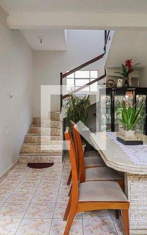 Casa à venda com 240m², 6 quartos e 2 vagasSala de Jantar