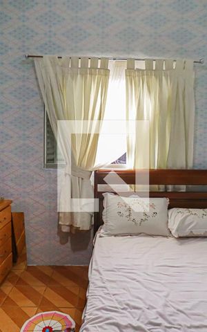 Casa à venda com 240m², 6 quartos e 2 vagasQuarto 4 
