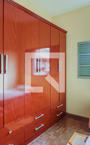 Casa à venda com 240m², 6 quartos e 2 vagasQuarto 1