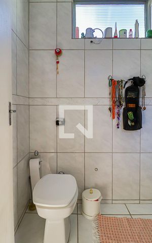 Casa à venda com 240m², 6 quartos e 2 vagasBanheiro do Quarto 6 Suíte