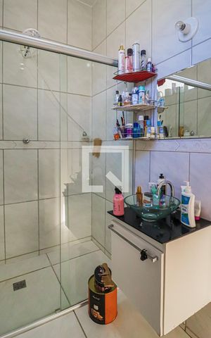 Casa à venda com 240m², 6 quartos e 2 vagasBanheiro do Quarto 6 Suíte
