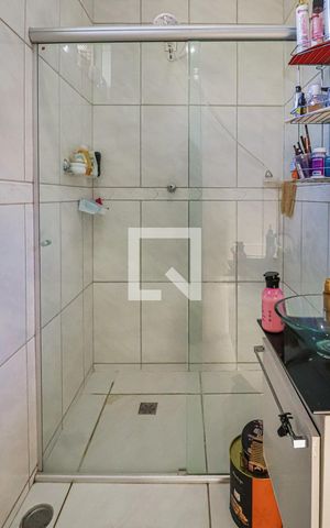 Casa à venda com 240m², 6 quartos e 2 vagasBanheiro do Quarto 6 Suíte