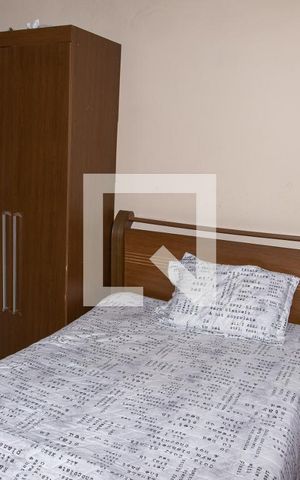 Casa à venda com 150m², 3 quartos e 4 vagas Casa à venda com 150m², 3 quartos e 4 vagasSuíte 2