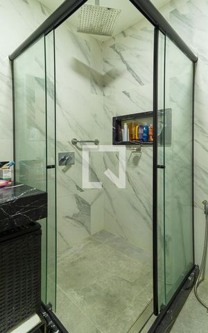 Apartamento para alugar com 120m², 3 quartos e 1 vagaBanheiro social 