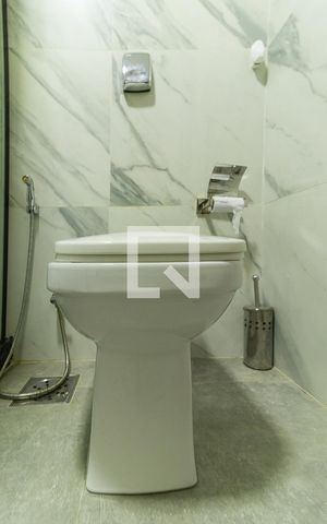 Apartamento para alugar com 120m², 3 quartos e 1 vagaBanheiro social 