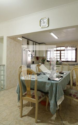 Casa à venda com 300m², 3 quartos e 8 vagasCozinha