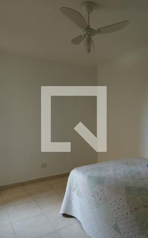 Casa à venda com 300m², 3 quartos e 8 vagasSuite 2