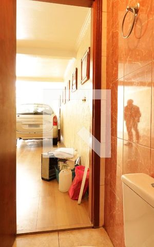 Casa à venda com 300m², 3 quartos e 8 vagasLavabo da Garagem