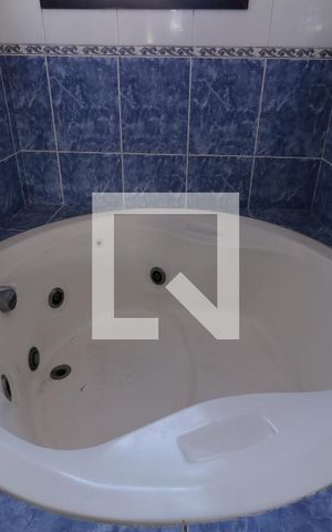 Casa à venda com 300m², 3 quartos e 8 vagasBanheiro da Suite 3