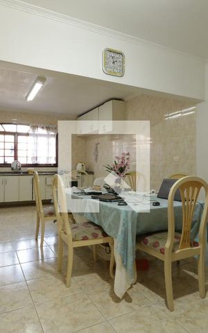 Casa à venda com 300m², 3 quartos e 8 vagasCozinha