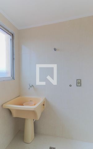 Apartamento à venda com 57m², 2 quartos e 1 vaga Apartamento à venda com 57m², 2 quartos e 1 vagaLavanderia