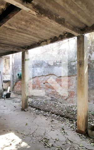 Casa à venda com 360m², 4 quartos e 4 vagasLavanderia