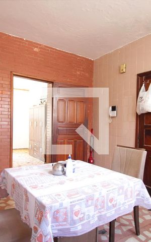 Casa à venda com 360m², 4 quartos e 4 vagasCozinha