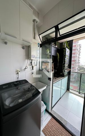 Apartamento à venda com 67m², 2 quartos e 1 vaga Apartamento à venda com 67m², 2 quartos e 1 vagaCozinha e Área de Serviço