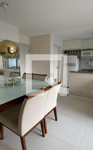 Apartamento à venda com 67m², 2 quartos e 1 vaga Apartamento à venda com 67m², 2 quartos e 1 vagaSala