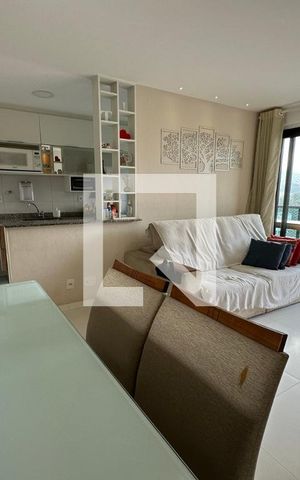 Apartamento à venda com 67m², 2 quartos e 1 vaga Apartamento à venda com 67m², 2 quartos e 1 vagaSala