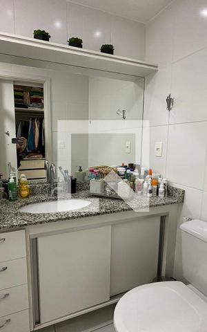 Apartamento à venda com 67m², 2 quartos e 1 vaga Apartamento à venda com 67m², 2 quartos e 1 vagaBanheiro da Suíte