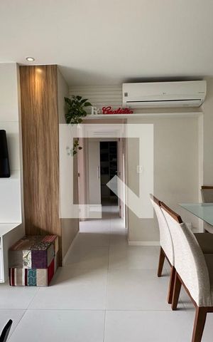 Apartamento à venda com 67m², 2 quartos e 1 vaga Apartamento à venda com 67m², 2 quartos e 1 vagaSala