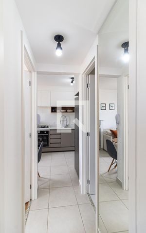 Apartamento para alugar com 33m², 2 quartos e sem vaga Apartamento para alugar com 33m², 2 quartos e sem vagaCorredor