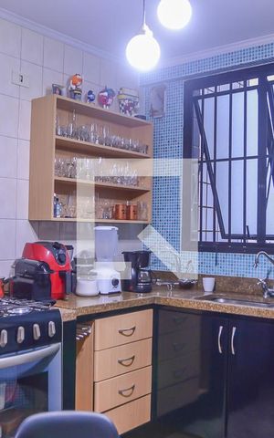 Apartamento à venda com 250m², 4 quartos e 3 vagas Apartamento à venda com 250m², 4 quartos e 3 vagasCozinha