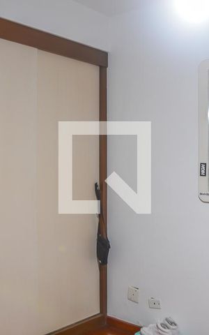Apartamento à venda com 250m², 4 quartos e 3 vagas Apartamento à venda com 250m², 4 quartos e 3 vagasQuarto 1