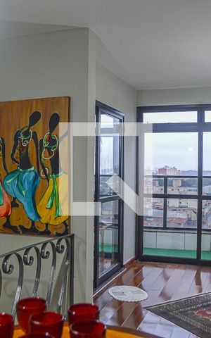 Apartamento à venda com 250m², 4 quartos e 3 vagas Apartamento à venda com 250m², 4 quartos e 3 vagasSala
