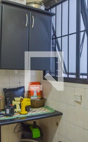 Apartamento à venda com 250m², 4 quartos e 3 vagas Apartamento à venda com 250m², 4 quartos e 3 vagasÁrea de Serviço
