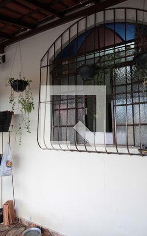 Casa à venda com 88m², 3 quartos e 3 vagasGaragem